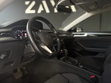 VW Arteon 2.0 TDI Limousine DSG AHK NAVI LED