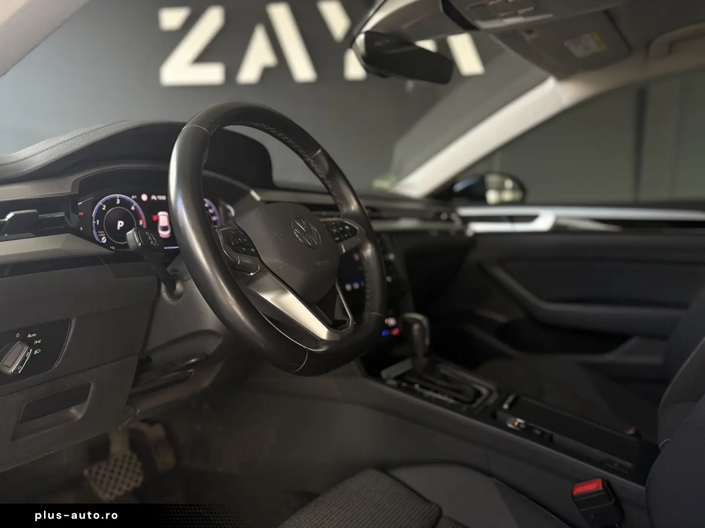 VW Arteon 2.0 TDI Limousine DSG AHK NAVI LED