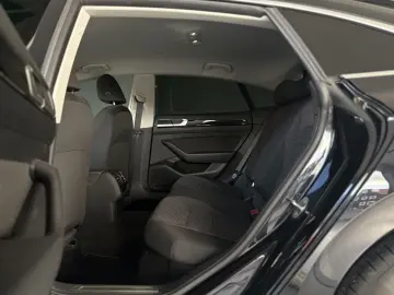 VW Arteon 2.0 TDI Limousine DSG AHK NAVI LED