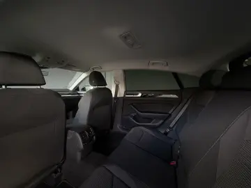 VW Arteon 2.0 TDI Limousine DSG AHK NAVI LED