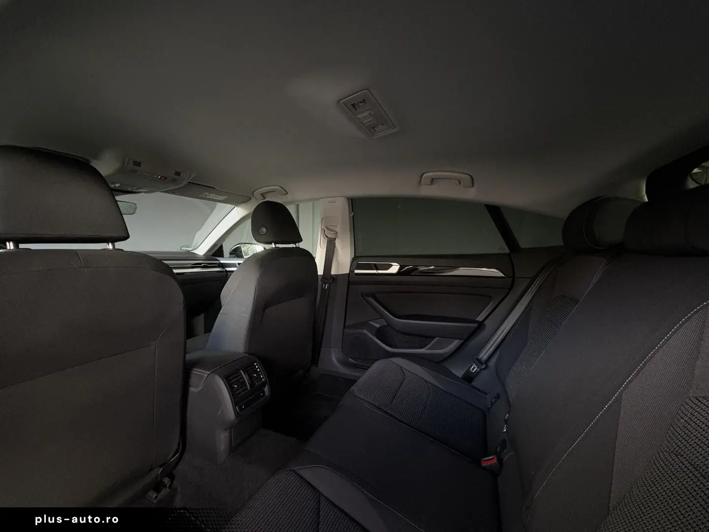 VW Arteon 2.0 TDI Limousine DSG AHK NAVI LED