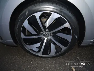 VW Arteon 2.0 TSI DSG R-Line NaviPro LED ACC RFK