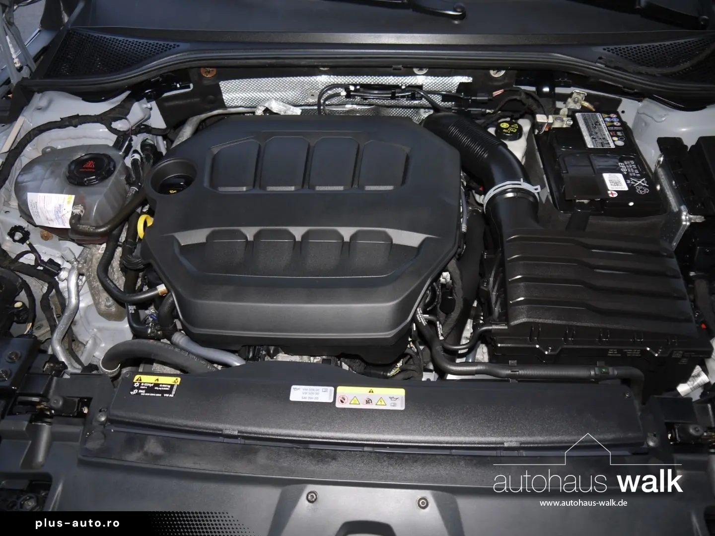 VW Arteon 2.0 TSI DSG R-Line NaviPro LED ACC RFK