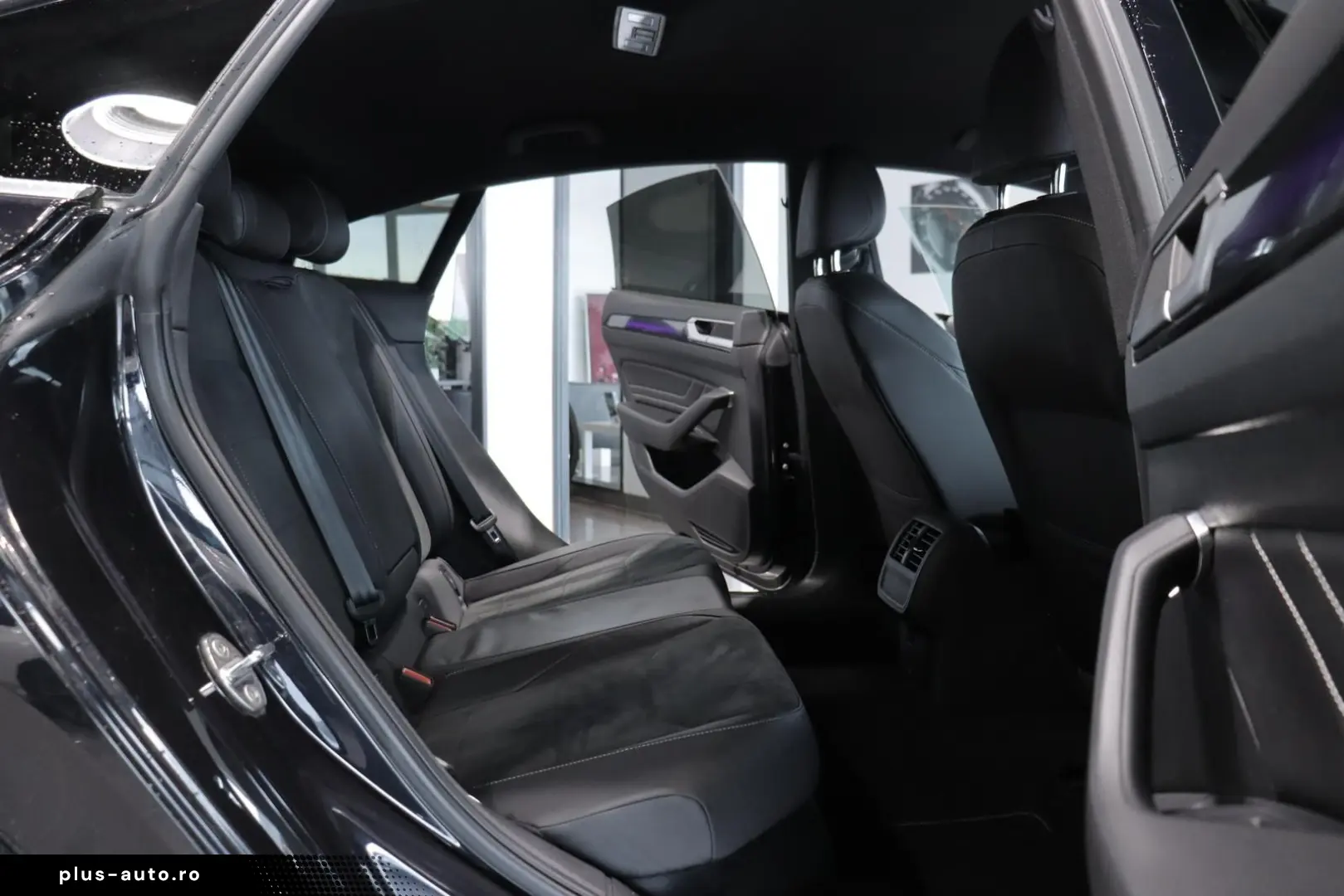 VW Arteon 2.0 TSI DSG R-Line