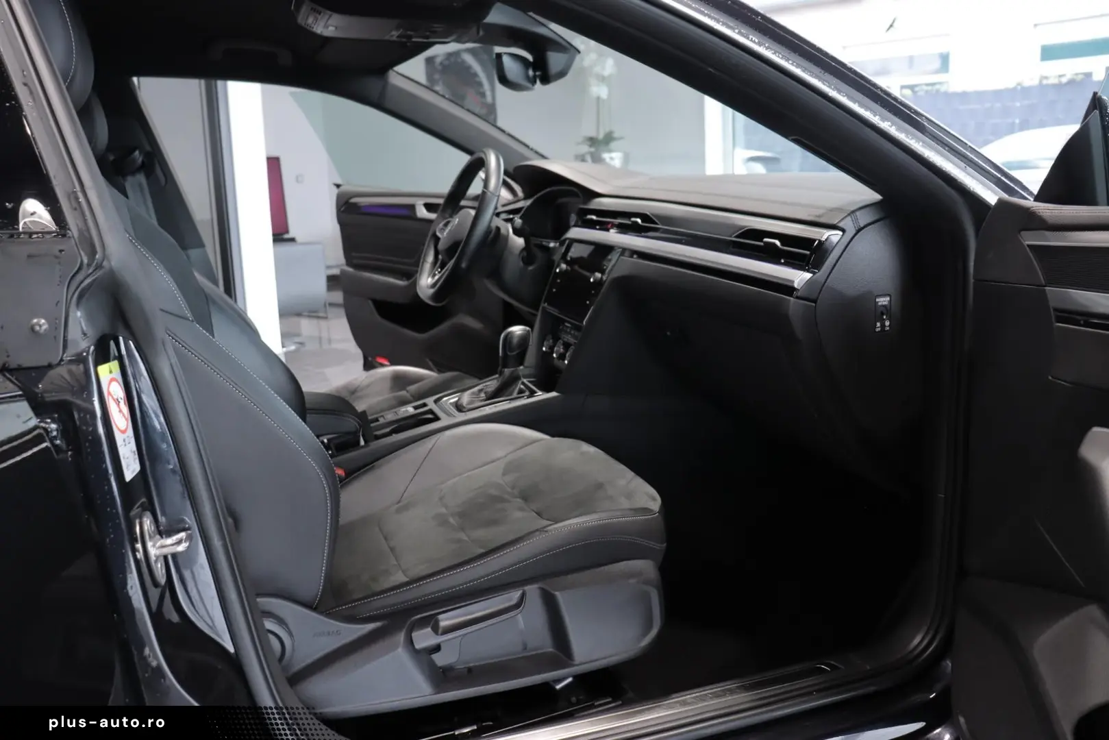 VW Arteon 2.0 TSI DSG R-Line