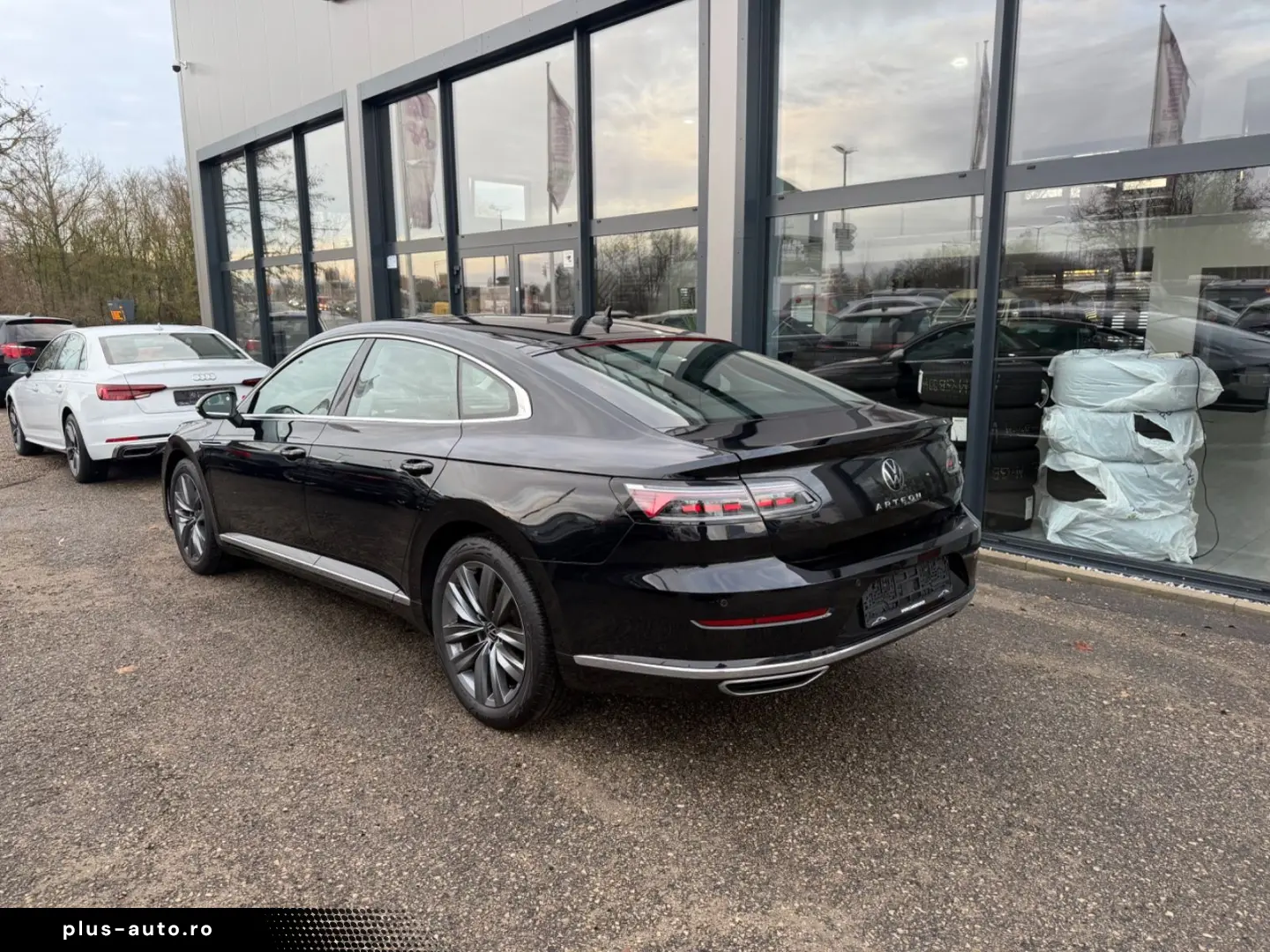 VW Arteon Elegance  Pano Navi LED Virtual ACC