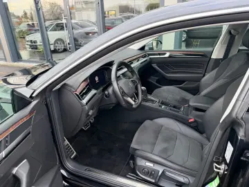 VW Arteon Elegance  Pano Navi LED Virtual ACC