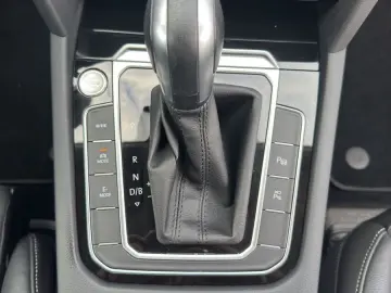 VW Arteon HUD StHz ViCo IQ.LIGHT M