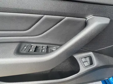 VW Arteon HUD StHz ViCo IQ.LIGHT M