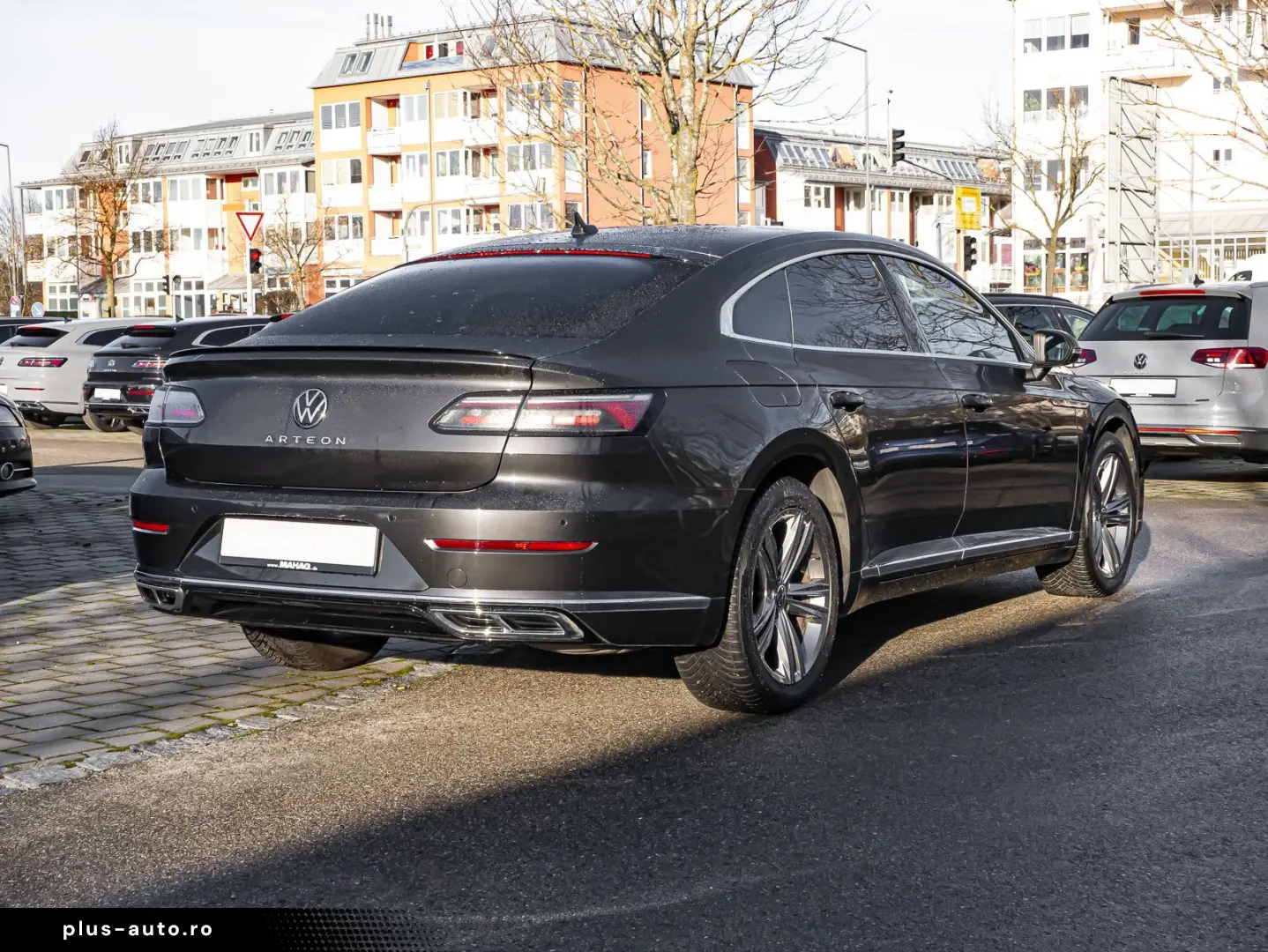 VW Arteon 2.0 TSI R-Line Navi LED EasyOpen Alu18Seb
