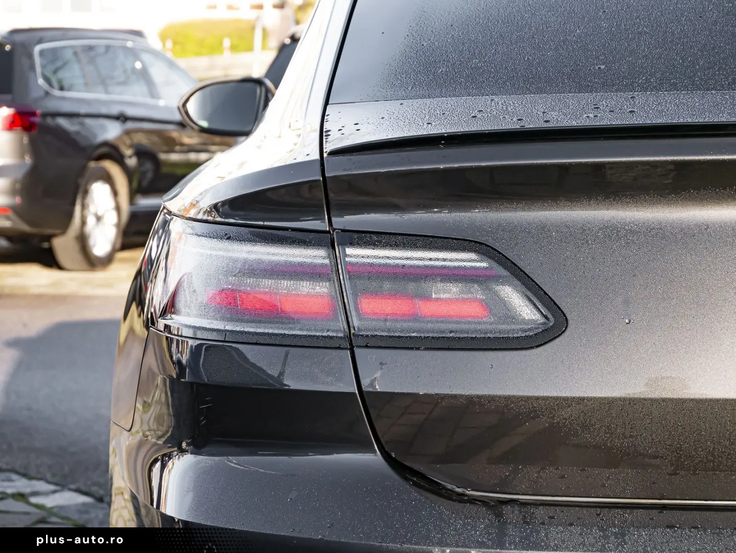 VW Arteon 2.0 TSI R-Line Navi LED EasyOpen Alu18Seb