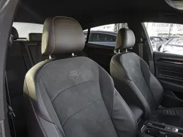 VW Arteon 2.0 TSI R-Line Navi LED EasyOpen Alu18Seb