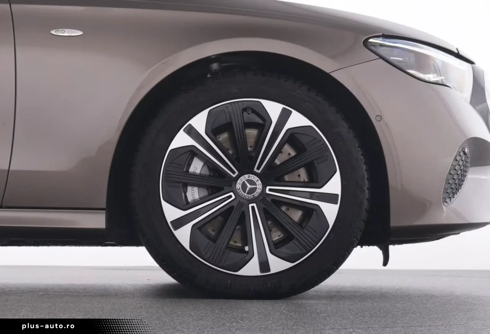 Mercedes-Benz E 300 e 4M AVANTGARDE AHK