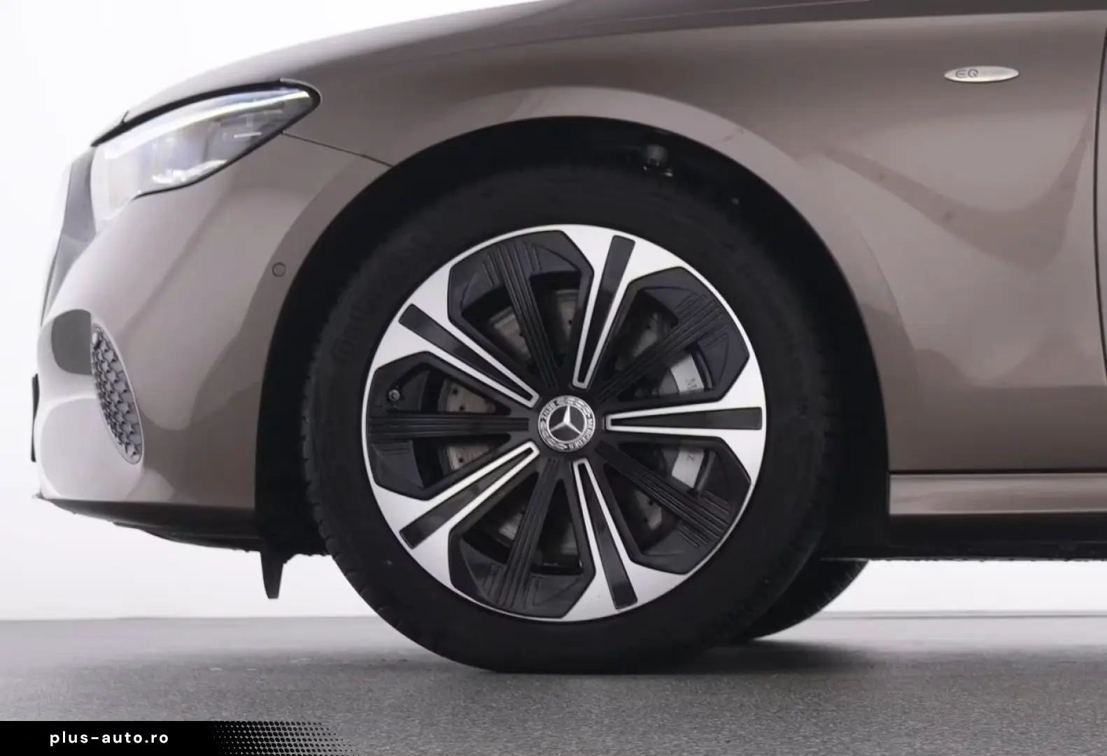 Mercedes-Benz E 300 e 4M AVANTGARDE AHK