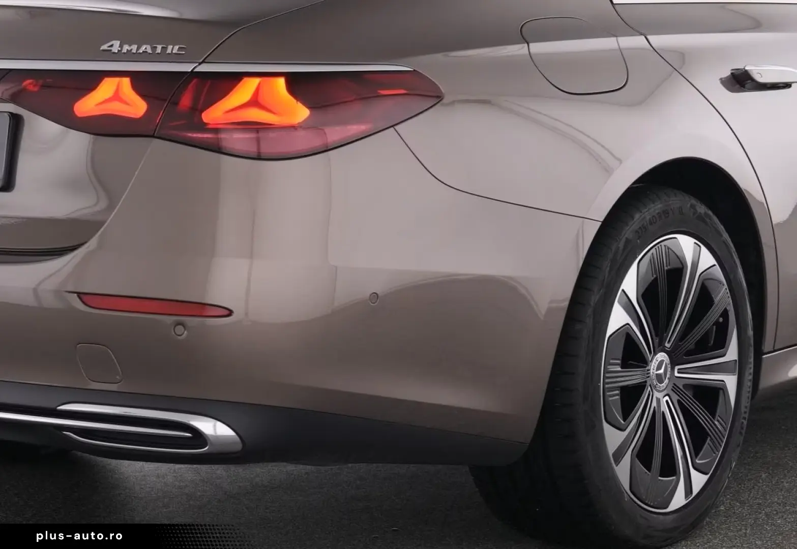 Mercedes-Benz E 300 e 4M AVANTGARDE AHK