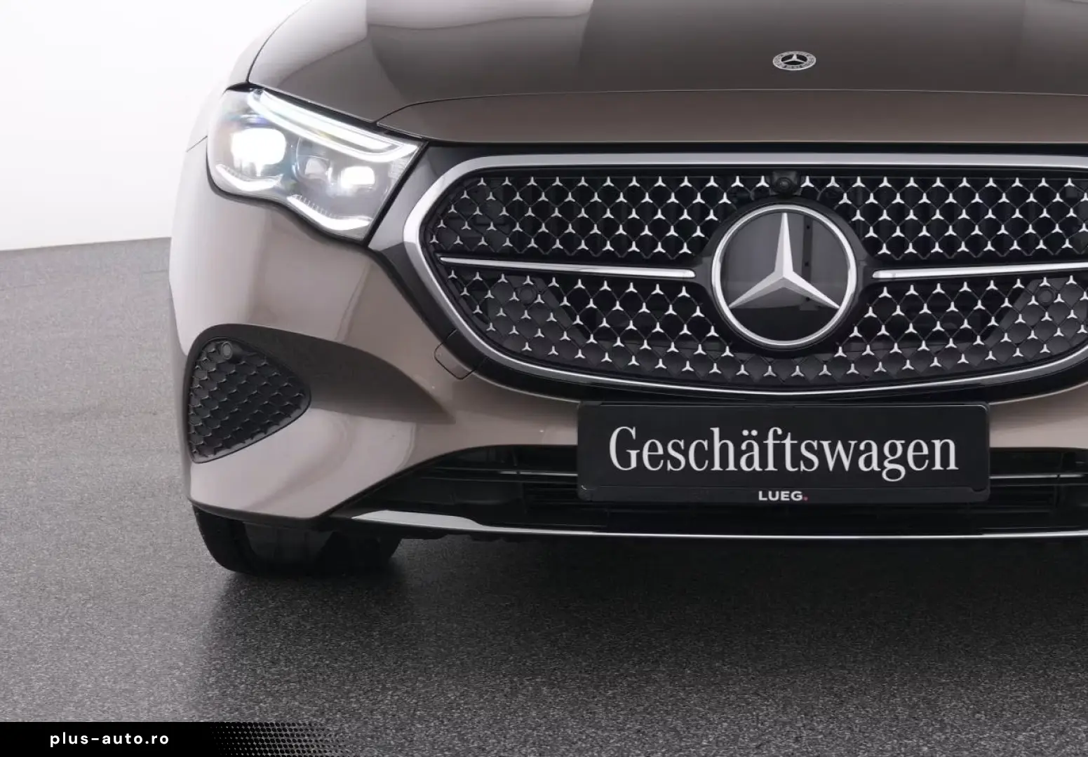 Mercedes-Benz E 300 e 4M AVANTGARDE AHK