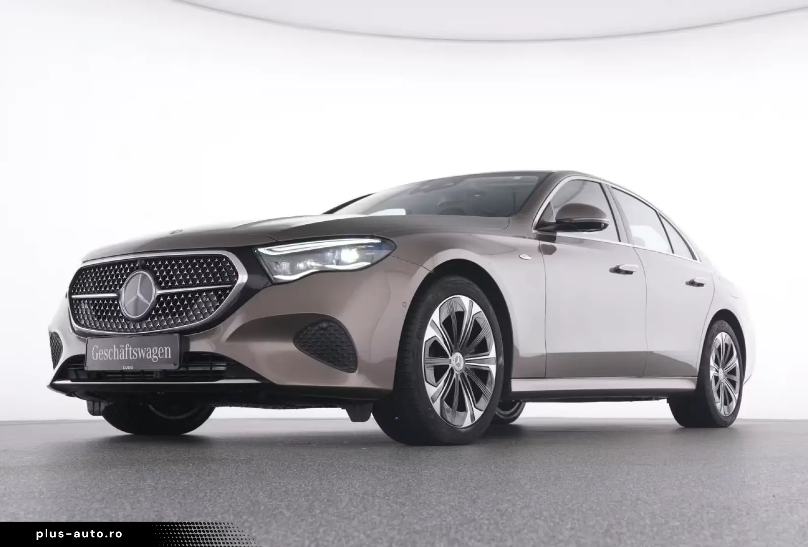 Mercedes-Benz E 300 e 4M AVANTGARDE AHK