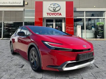 TOYOTA Prius Plug-in Hybrid Navi KAM DAB SHZ ACC