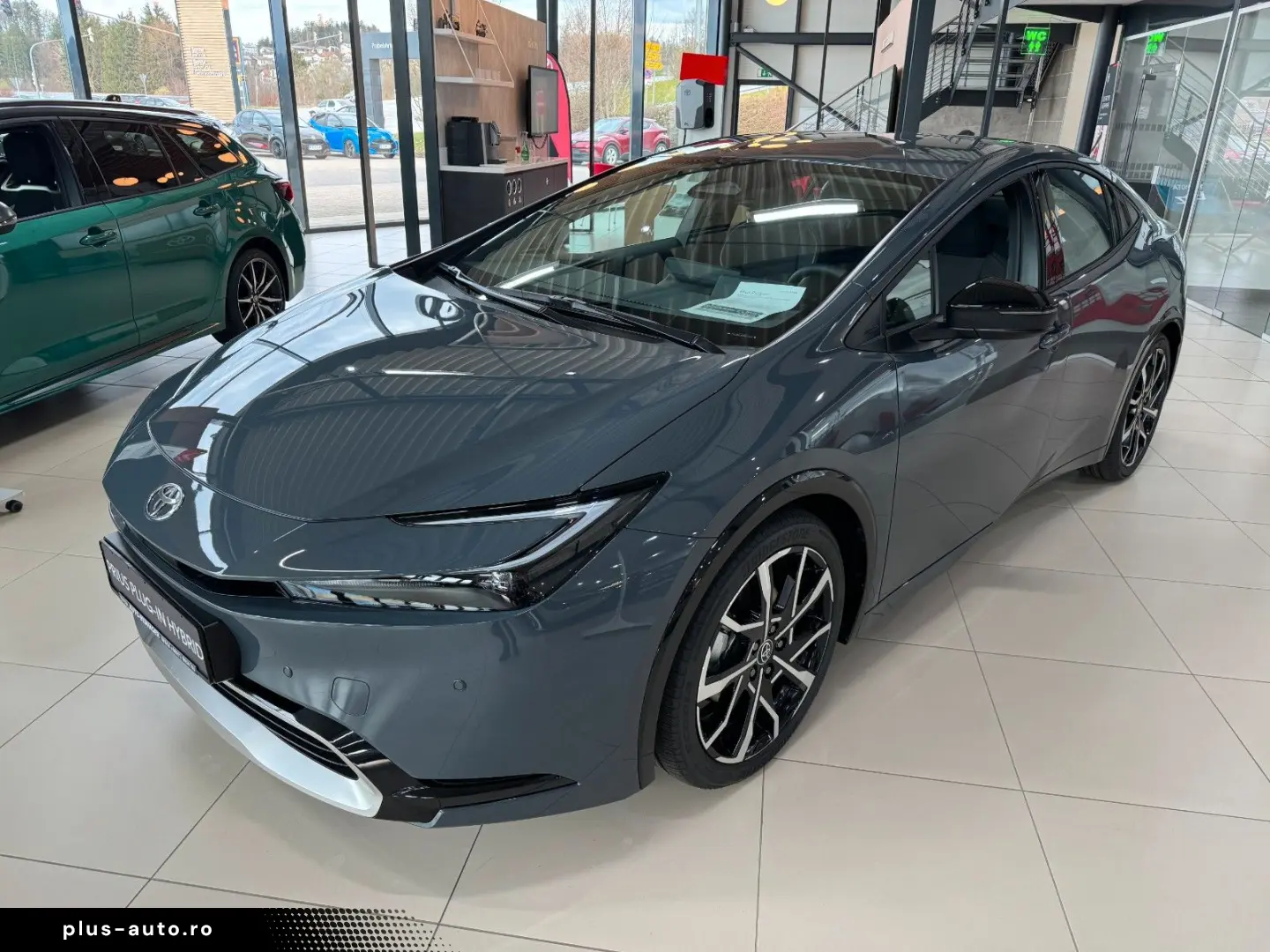 TOYOTA Prius Plug-in Hybrid Executive