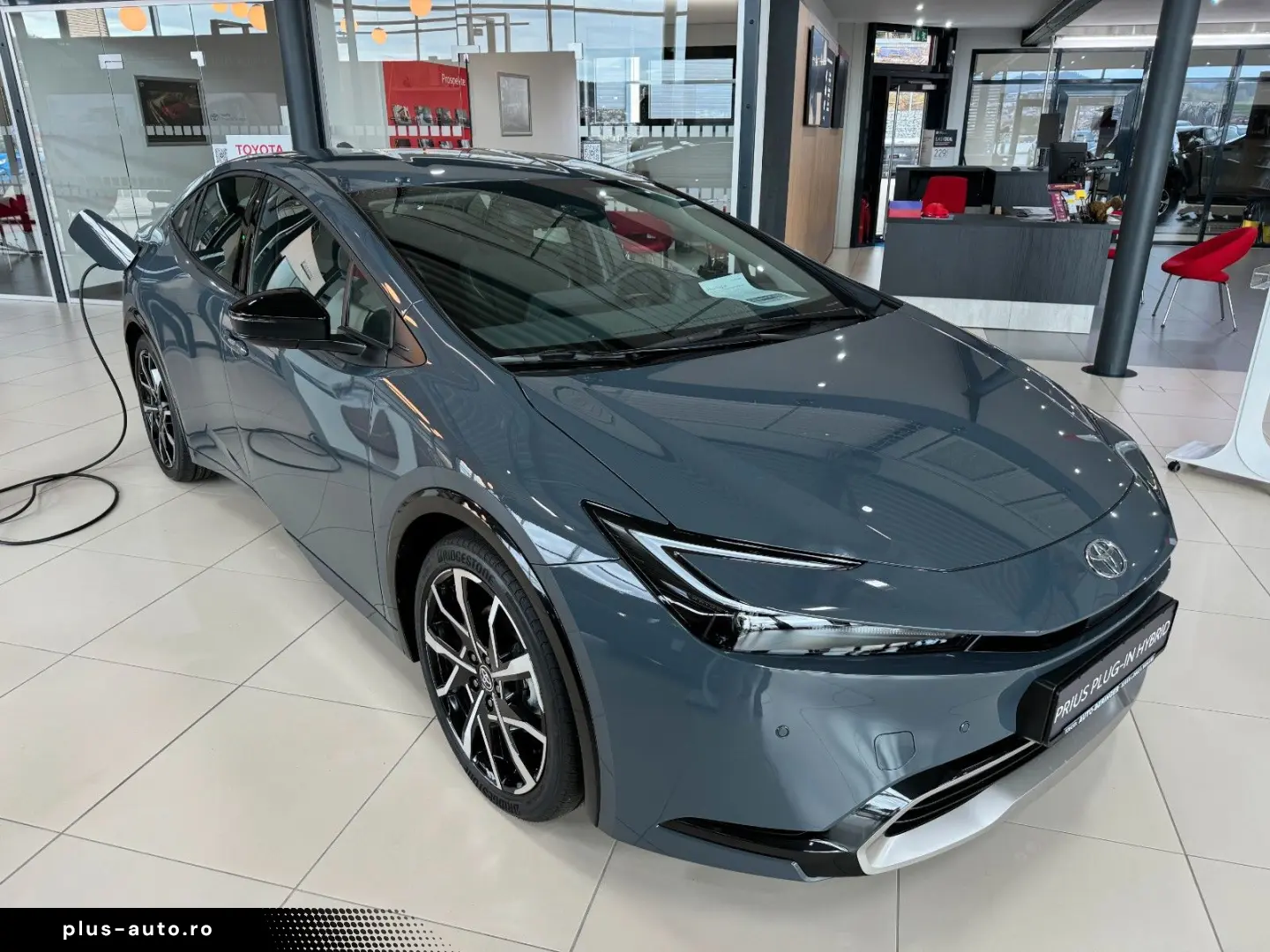 TOYOTA Prius Plug-in Hybrid Executive