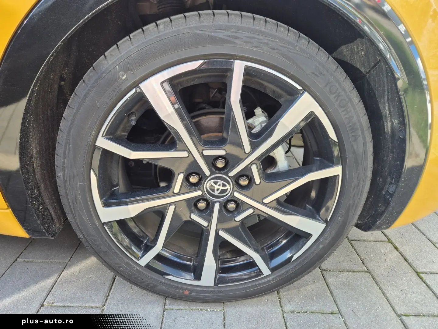 TOYOTA Prius Plug-In Hybrid Exe.  Navi  Sitzheizung