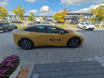 TOYOTA Prius Plug-In Hybrid Exe.  Navi  Sitzheizung