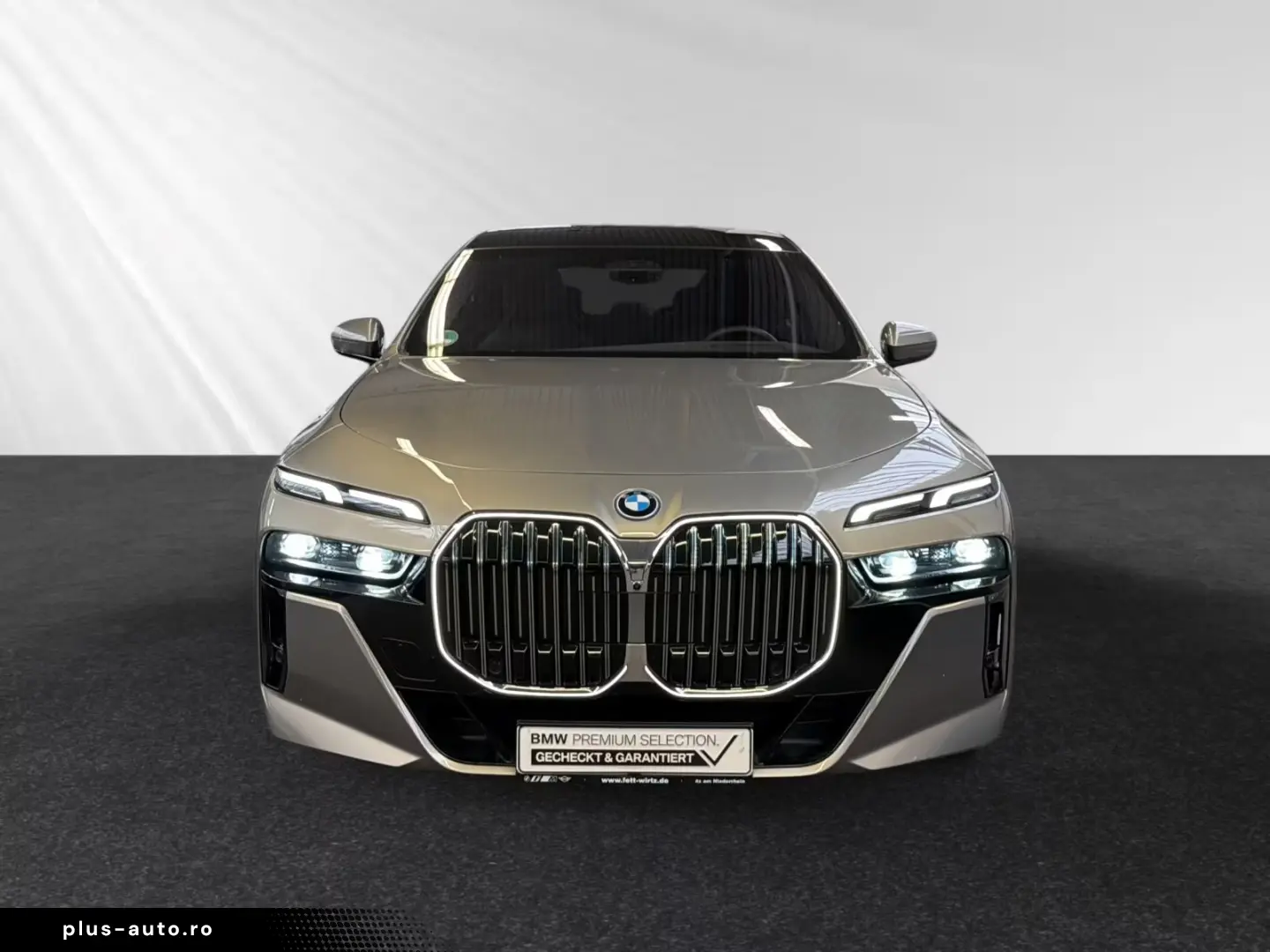 BMW 750 e xDrive M Sport TV-Fond-Entert.