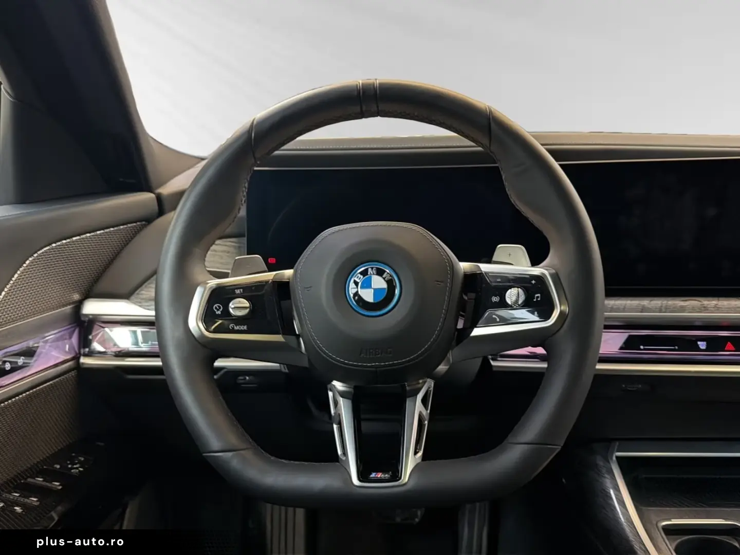 BMW 750 e xDrive M Sport TV-Fond-Entert.