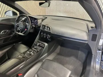 AUDI R8 Spyder 5.2 V10 FSI quattro performance Kerami