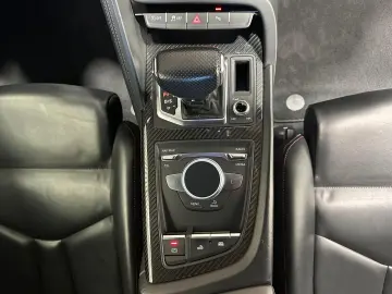 AUDI R8 Spyder 5.2 V10 FSI quattro performance Kerami