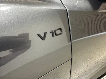 AUDI R8 Spyder 5.2 V10 FSI quattro performance Kerami