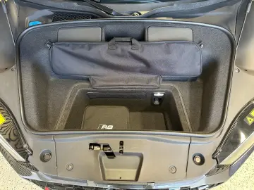 AUDI R8 Spyder 5.2 V10 FSI quattro performance Kerami