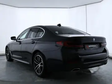 BMW 520 d MHD xDrive M Sport LED Navi 360  Leder ACC