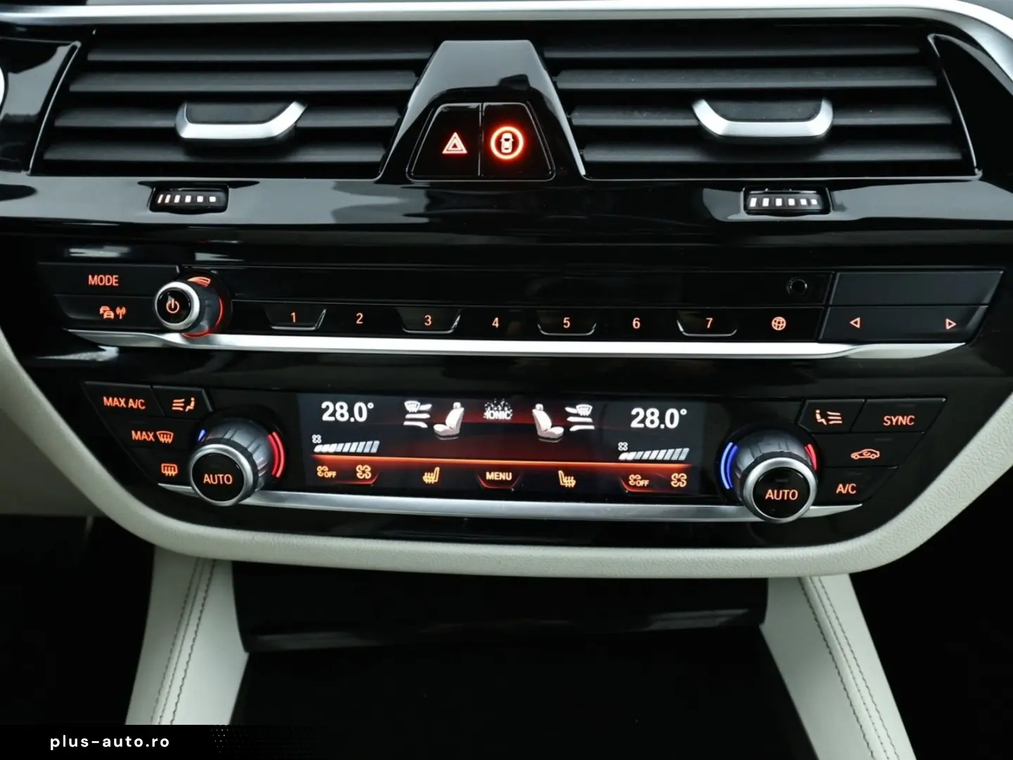 BMW 520 d MHD xDrive M Sport LED Navi 360  Leder ACC