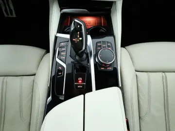 BMW 520 d MHD xDrive M Sport LED Navi 360  Leder ACC