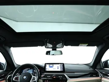 BMW 520 d MHD xDrive M Sport LED Navi 360  Leder ACC