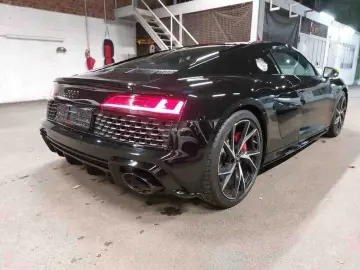 AUDI R8 Coupé V10 Performance 20Zoll LASER CARBON B&O