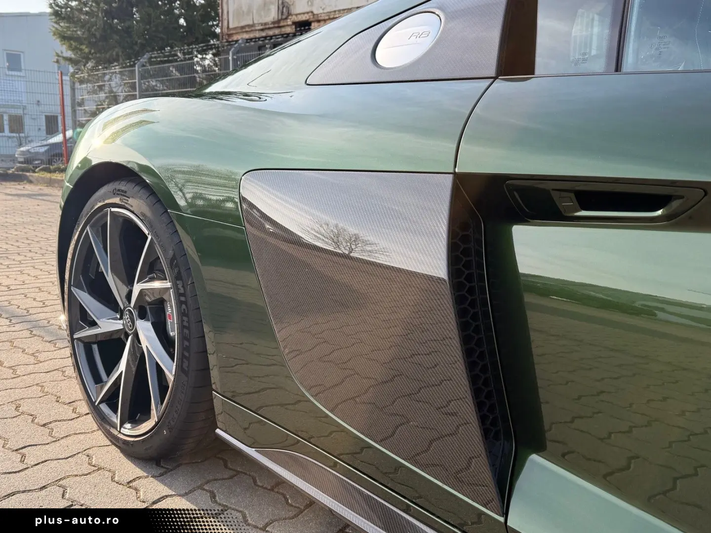 AUDI R8 Coupe 5.2 FSI  1of1 -EXKLUSIVE CARBON FULL OP