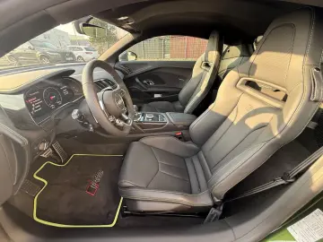 AUDI R8 Coupe 5.2 FSI  1of1 -EXKLUSIVE CARBON FULL OP