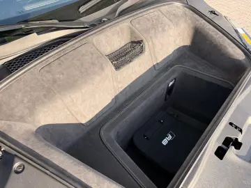 AUDI R8 Coupe 5.2 FSI  1of1 -EXKLUSIVE CARBON FULL OP