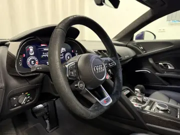AUDI R8 5.2 FSI Performance Audi Exclusive 1.Hand B&O