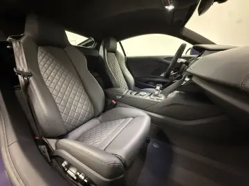 AUDI R8 5.2 FSI Performance Audi Exclusive 1.Hand B&O