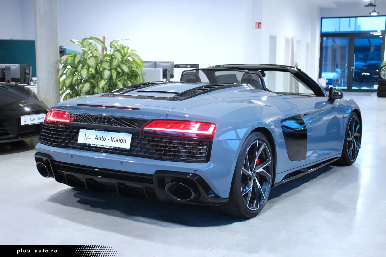 AUDI R8 Spyder 5.2 FSI RWD Performance  Laser KAM SHZ