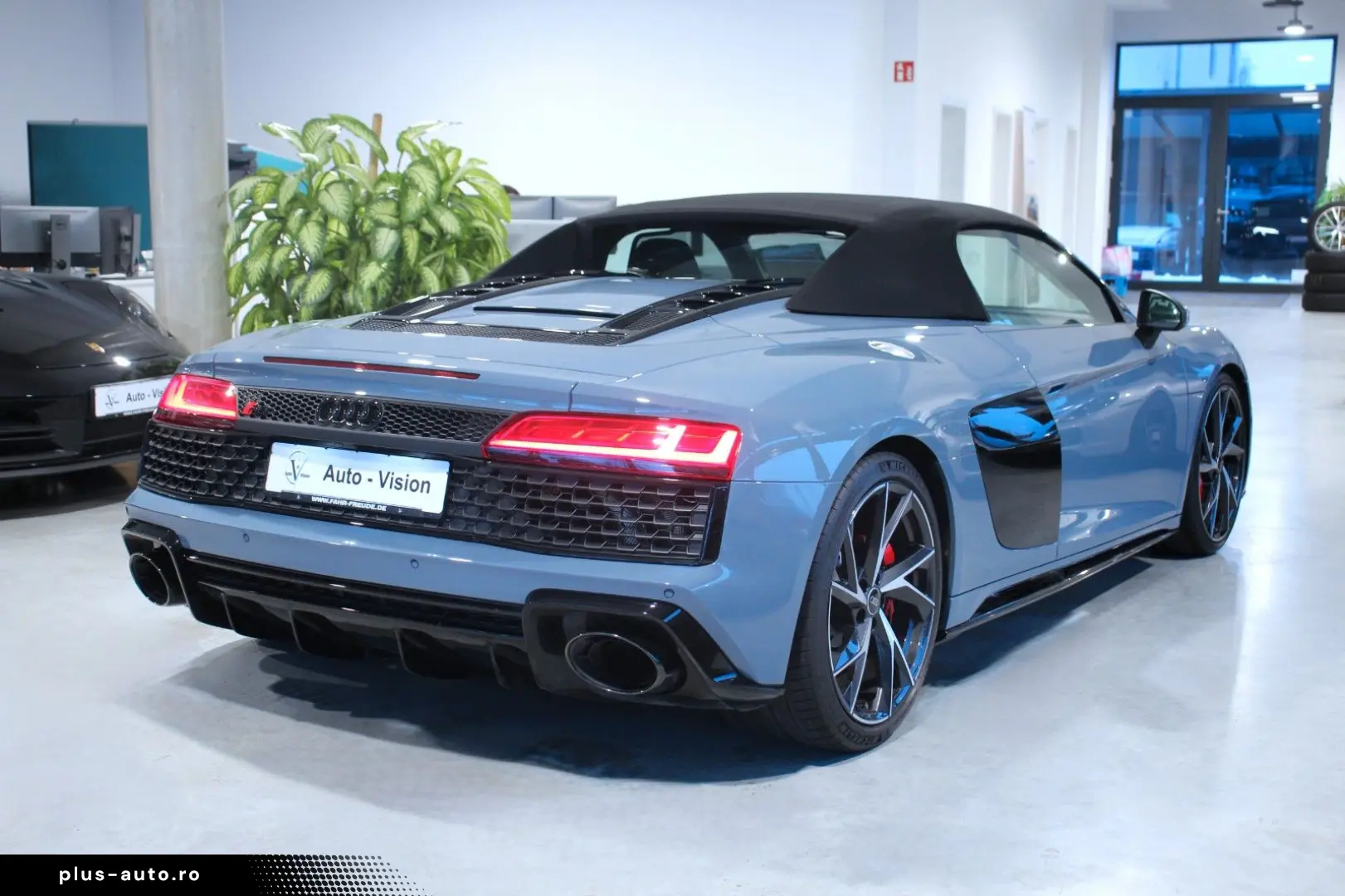 AUDI R8 Spyder 5.2 FSI RWD Performance  Laser KAM SHZ
