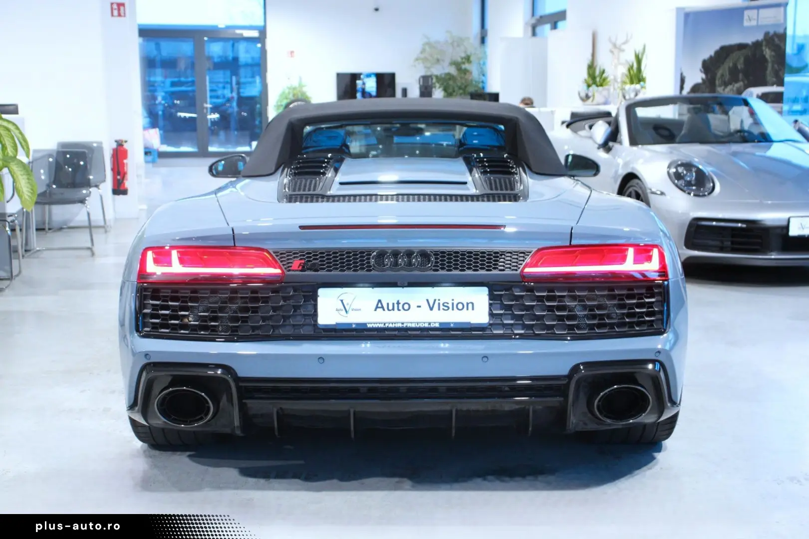 AUDI R8 Spyder 5.2 FSI RWD Performance  Laser KAM SHZ