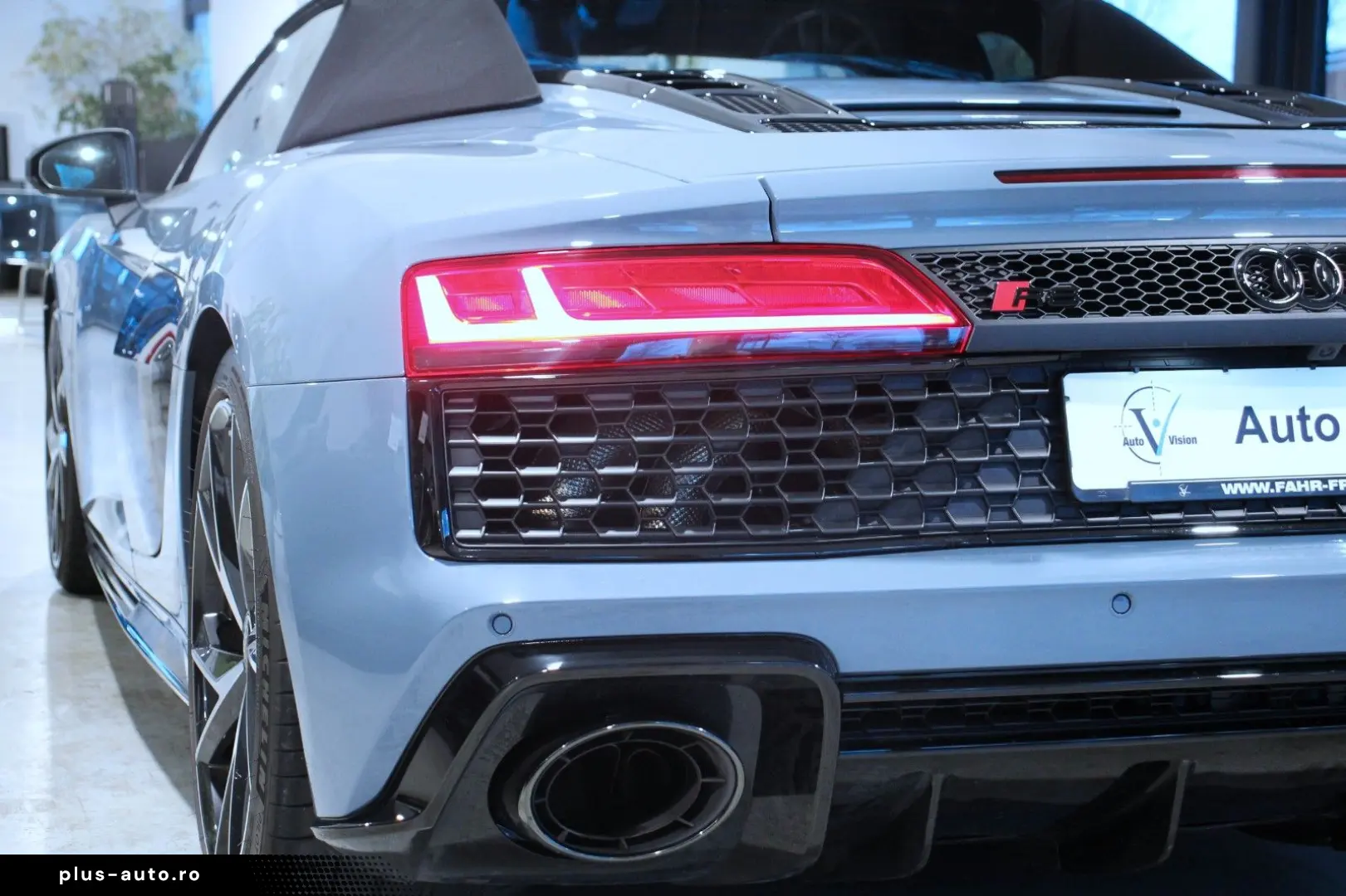 AUDI R8 Spyder 5.2 FSI RWD Performance  Laser KAM SHZ