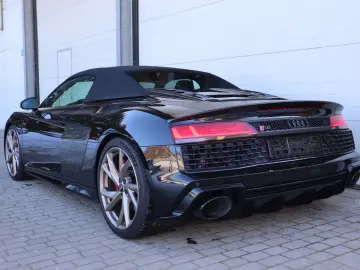 AUDI R8 Spyder V10 qu performance exclusive   UNIKAT