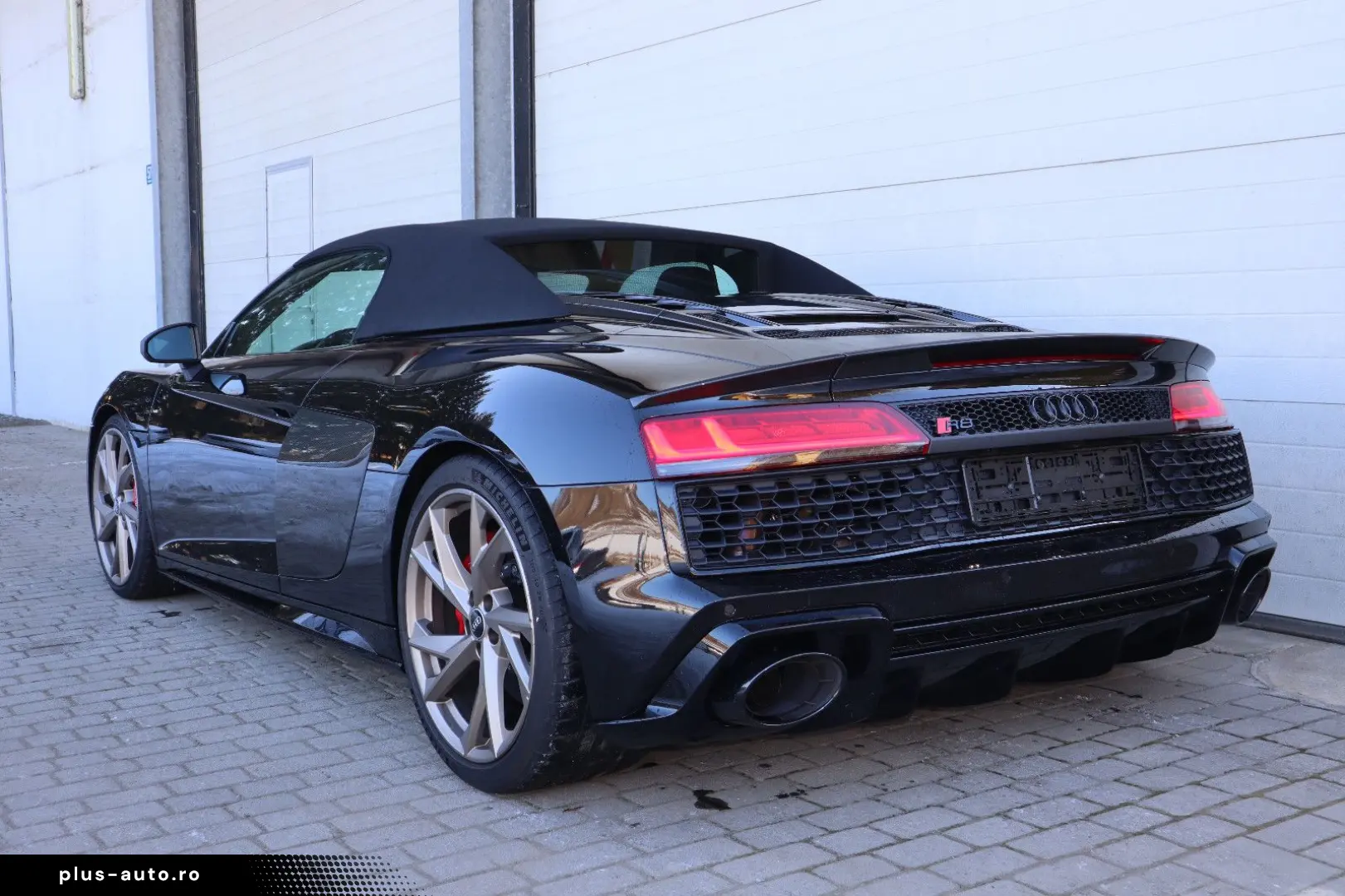 AUDI R8 Spyder V10 qu performance exclusive   UNIKAT