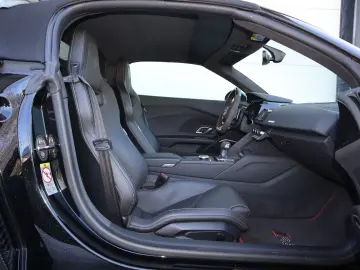 AUDI R8 Spyder V10 qu performance exclusive   UNIKAT