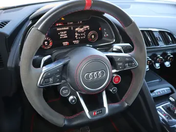 AUDI R8 Spyder V10 qu performance exclusive   UNIKAT